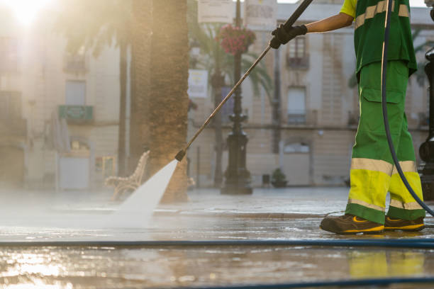 Why Choose Our Certified Pressure Washing Experts for Your Project Needs in Clearlake, CA?